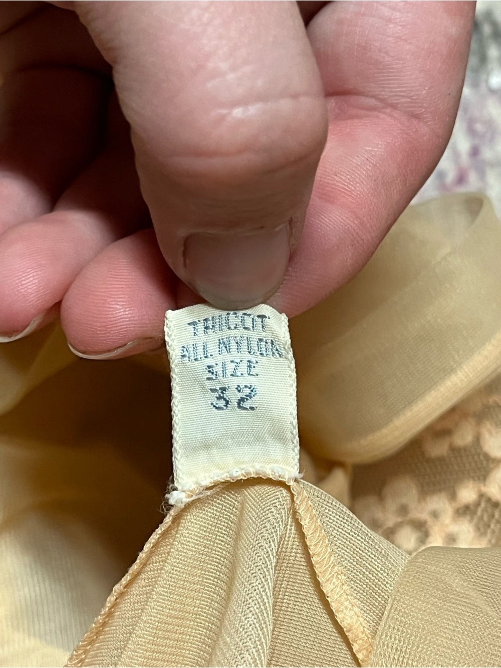 Vintage Vanity Fair 32 Champagne Nylon Lace Peignoir Nightgown Chemise Sheer - Picture 7 of 12